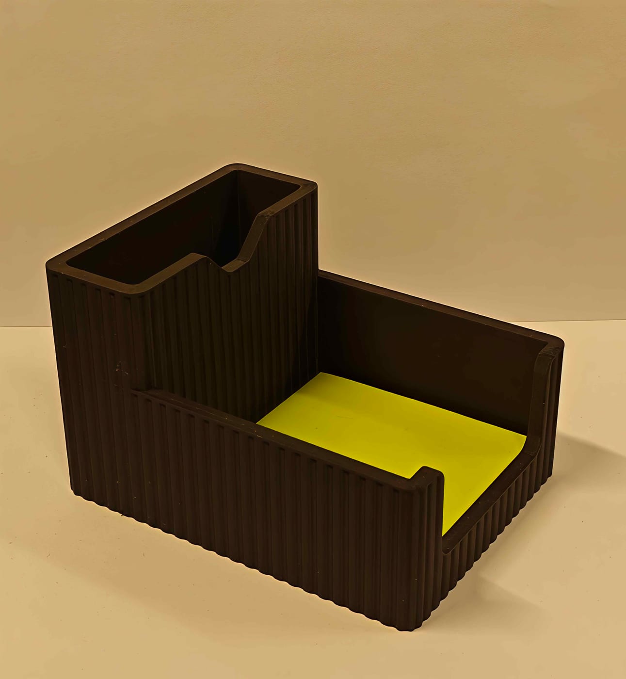 Post-it holder med plads til kuglepen